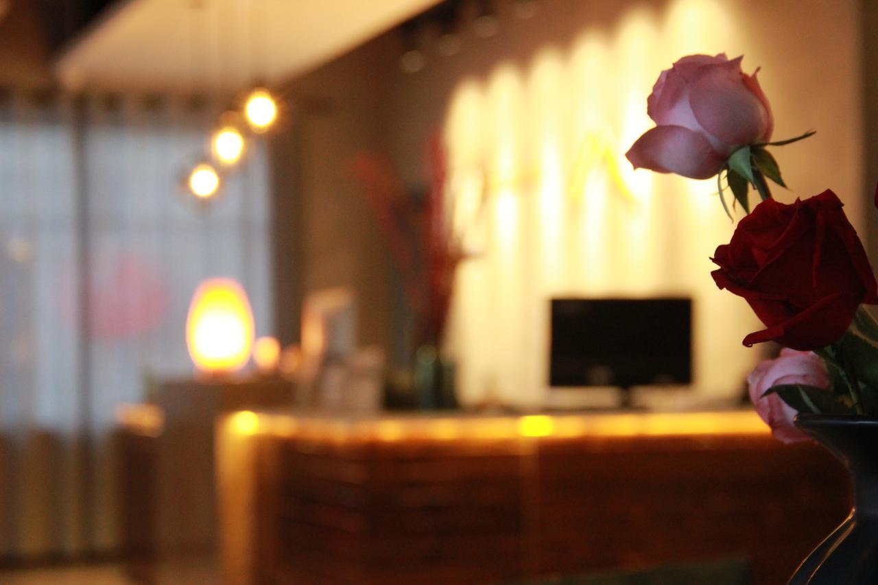 Lantern Hotel Huhhot Dış mekan fotoğraf