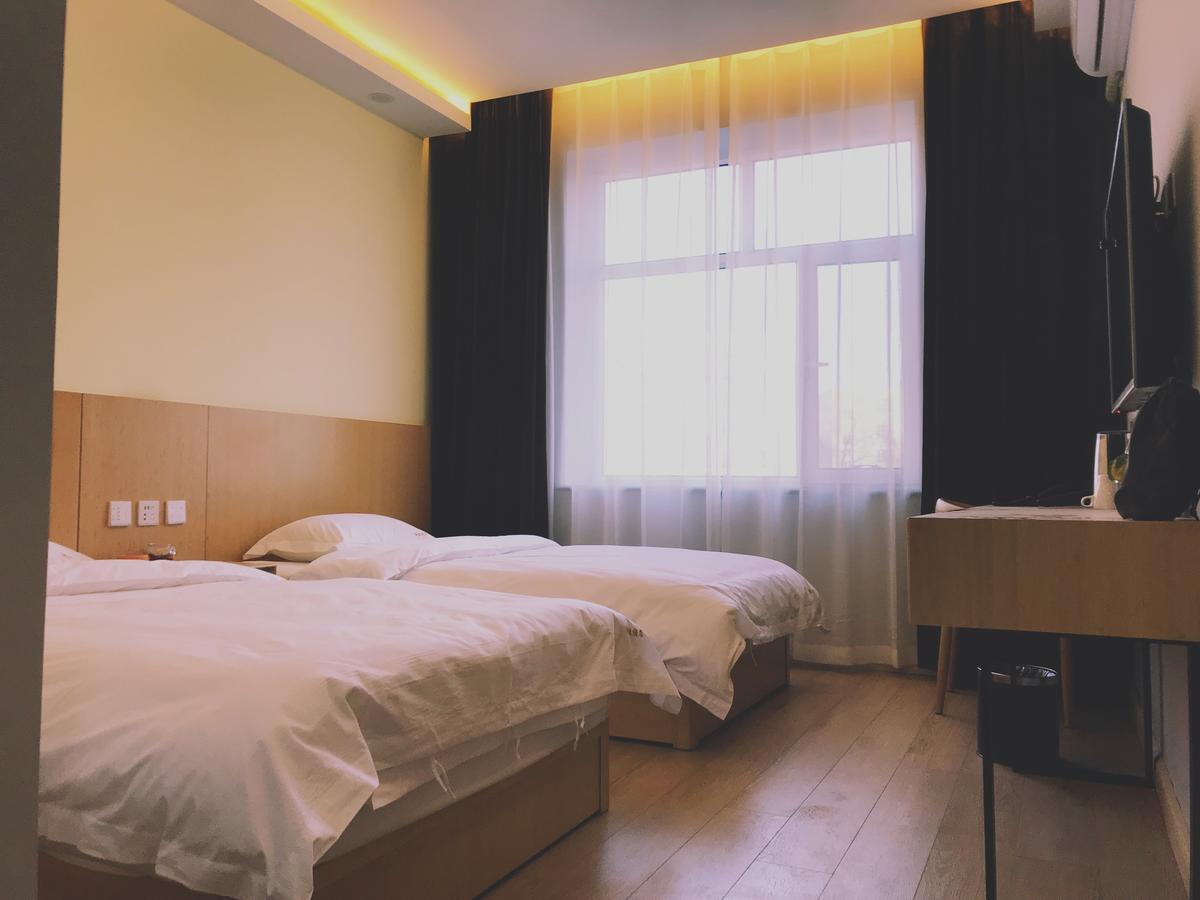 Lantern Hotel Huhhot Dış mekan fotoğraf